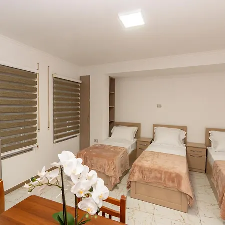 Vendégház Grishaj *